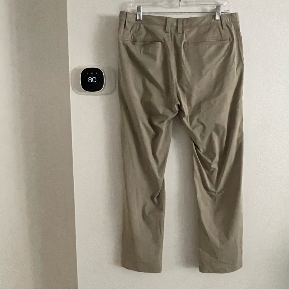 Rhone Men's Tan Pants size 33